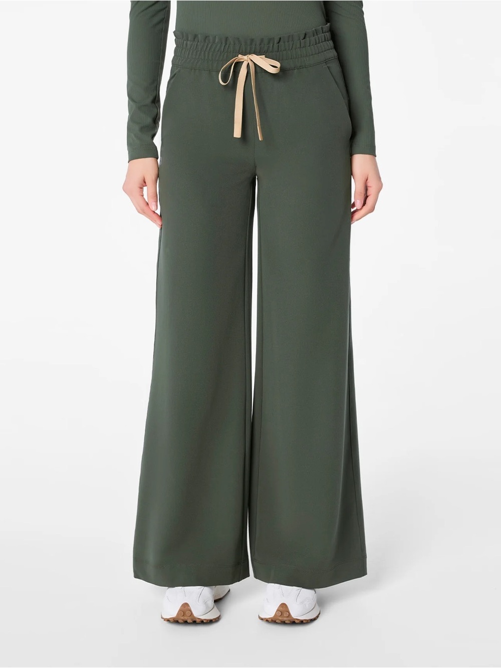 Figs Women's Moss High Waisted Allison Ultra Wide Leg Scrub Pant Moss (Med)